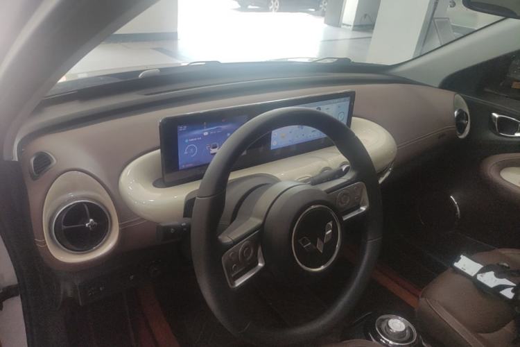 Used Wuling Bingo 2023 333 km Fast-Share Version Center Console