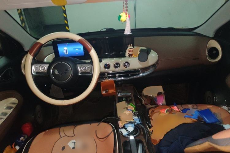 Used Wuling Bingo 2023 203km Comfort Edition Center Console