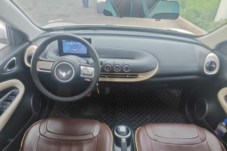 Used Wuling Bingo 2023 203km Light Edition Center Console