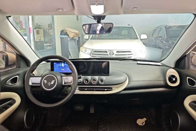 Used Wuling Bingo 2023 333 km Fast-Share Version Center Console