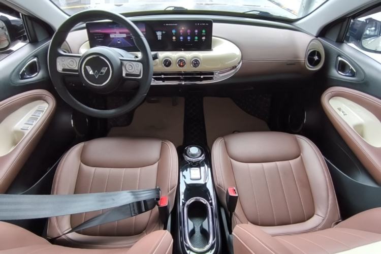 Used Wuling Bingo 2023 333 km Lingxi Connected+ Version Center Console