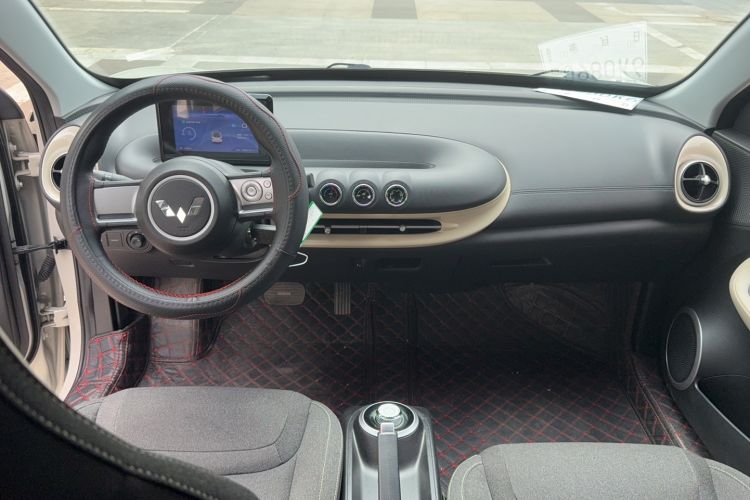 Used Wuling Bingo 2023 203km Light Edition Center Console