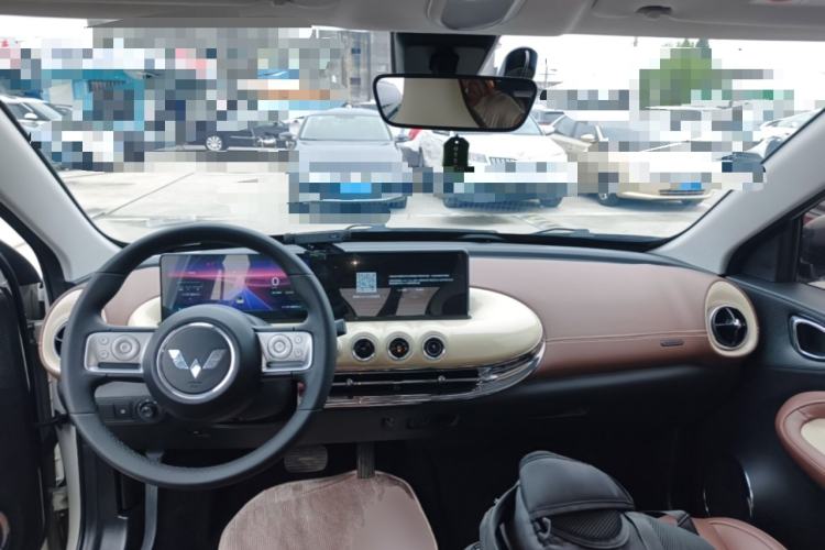 Used Wuling Bingo 2023 333 km Lingxi Connected Version Center Console