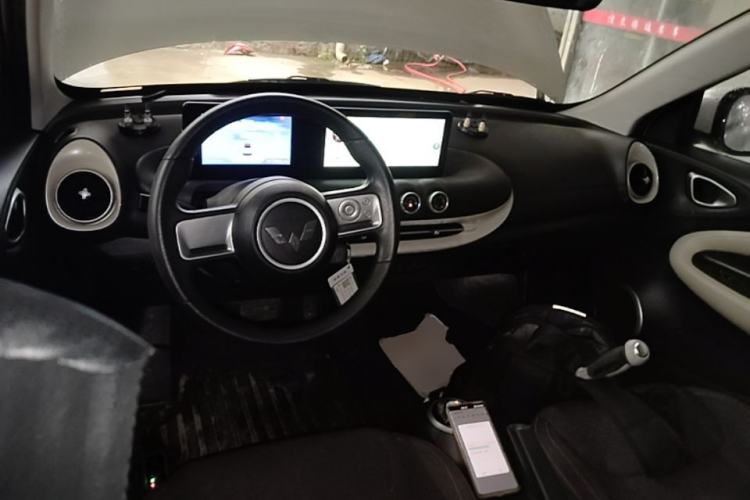 Used Wuling Bingo 2023 333 km Fast-Share Version Center Console