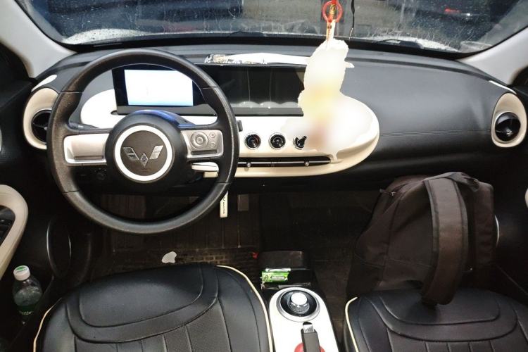 Used Wuling Bingo 2023 203km Light Edition Center Console
