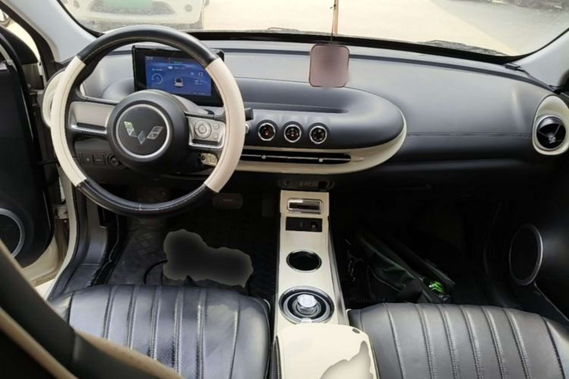 Used Wuling Bingo 2023 203km Light Edition Center Console