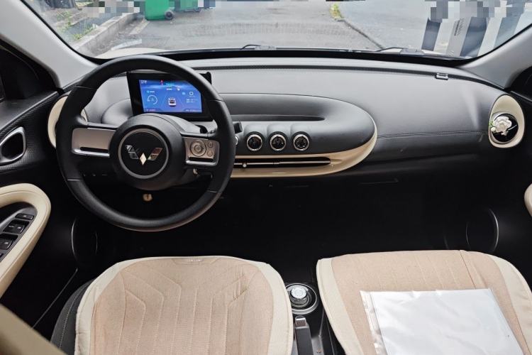 Used Wuling Bingo 2023 203km Light Edition Center Console