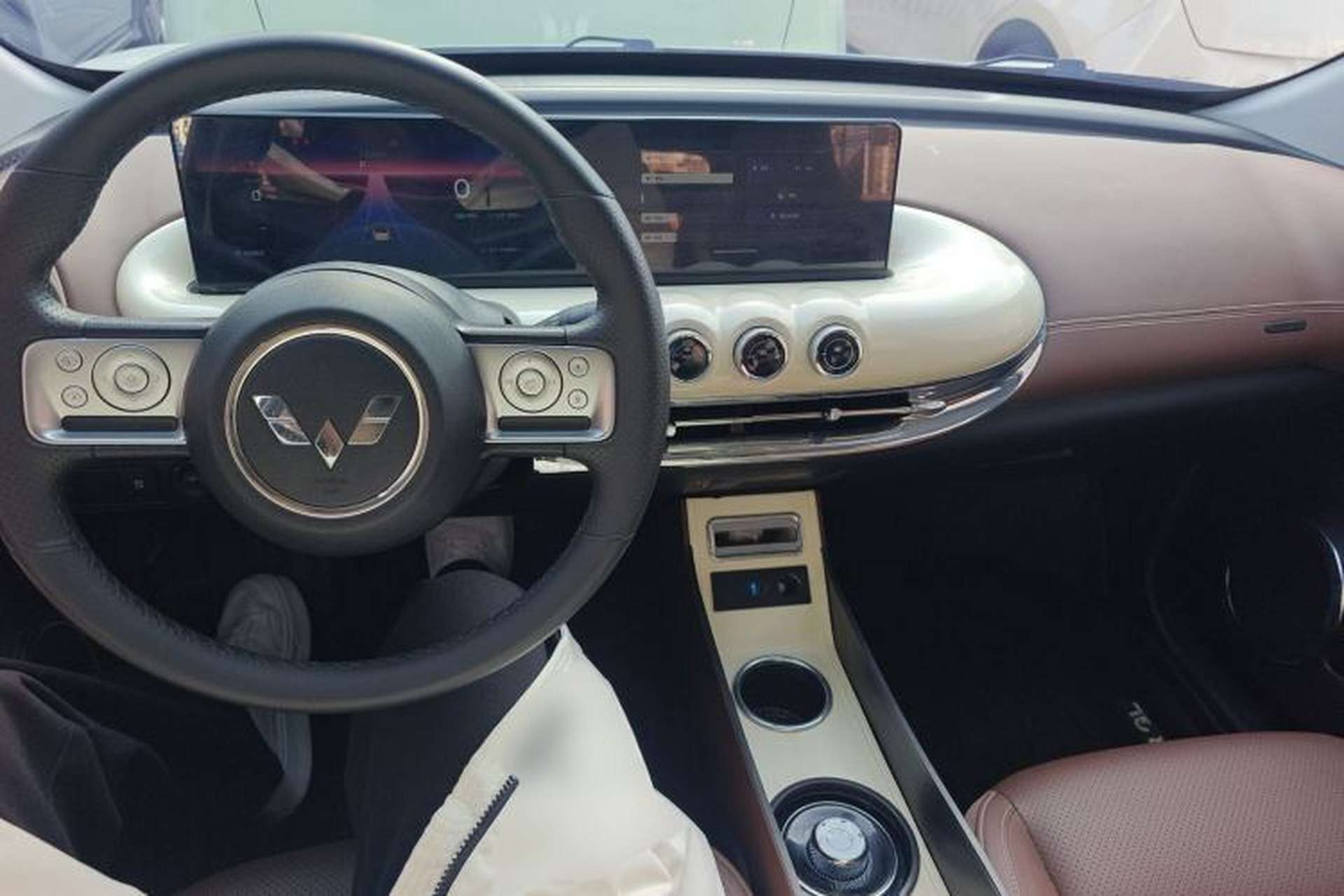 Used Wuling Bingo 2023 203km Light Edition Center Console