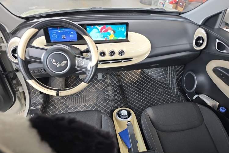 Used Wuling Bingo 2023 203km Light Edition Center Console