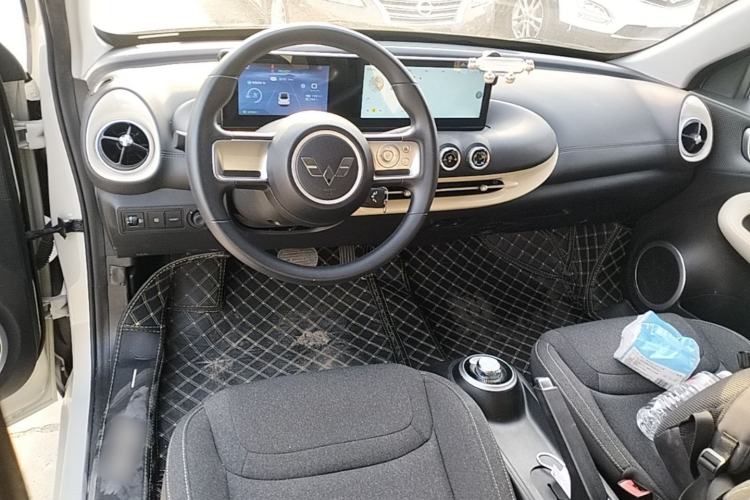Used Wuling Bingo 2023 333 km Fast-Share Version Center Console