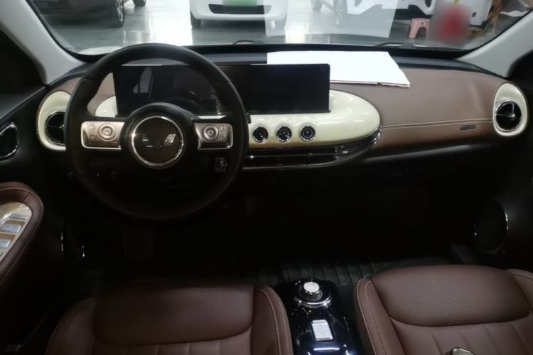 Used Wuling Bingo 2023 333 km Lingxi Connected+ Version Center Console