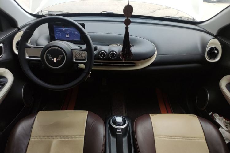 Used Wuling Bingo 2023 203km Light Edition Center Console