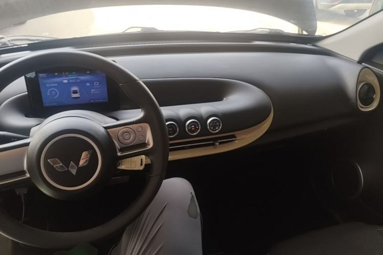 Used Wuling Bingo 2023 203km Light Edition Center Console