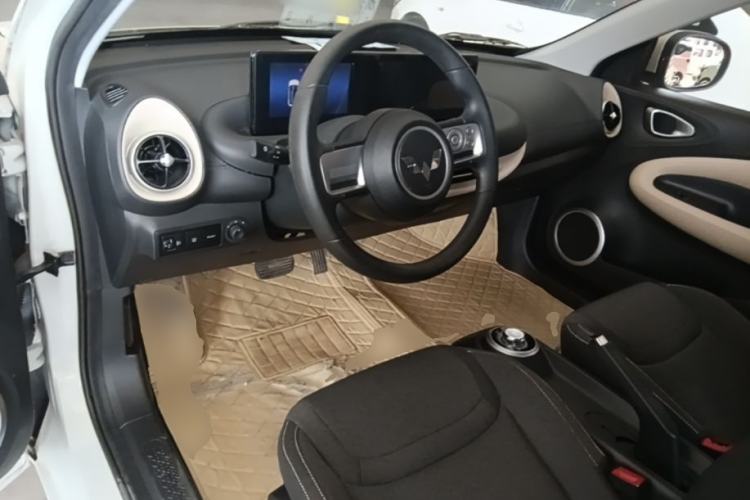 Used Wuling Bingo 2023 203km Light Edition Center Console
