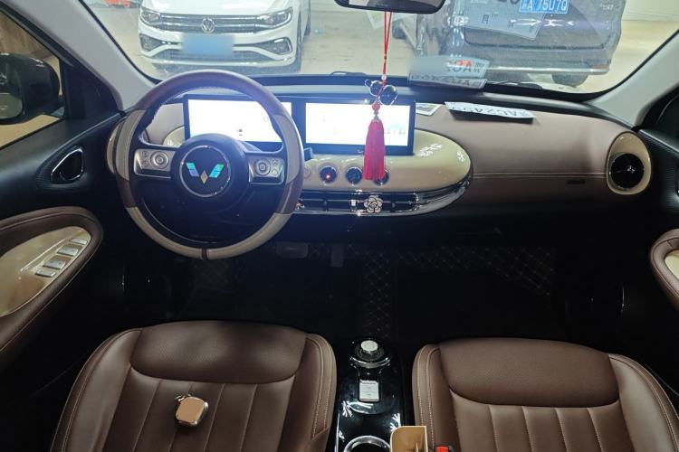 Used Wuling Bingo 2023 333 km Lingxi Connected+ Version Center Console