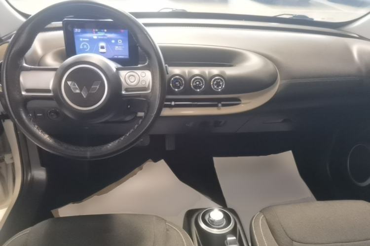 Used Wuling Bingo 2023 203km Light Edition Center Console