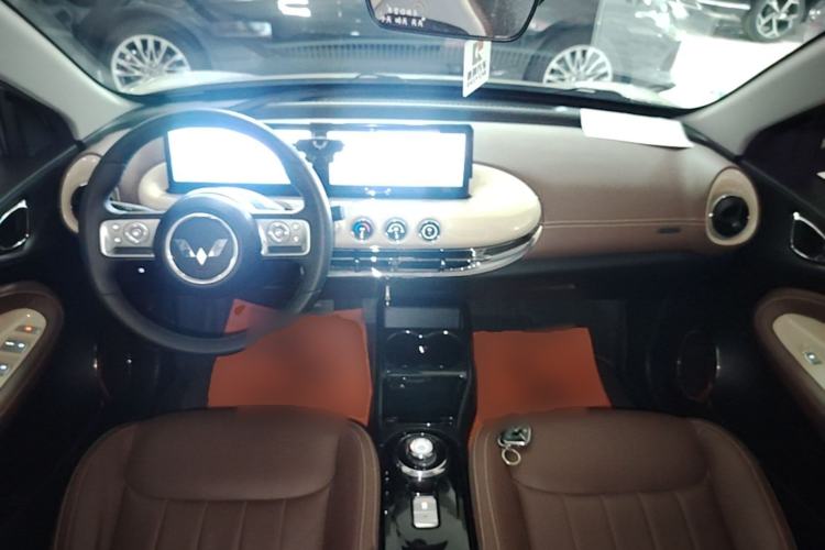 Used Wuling Bingo 2023 333 km Lingxi Connected Version Center Console