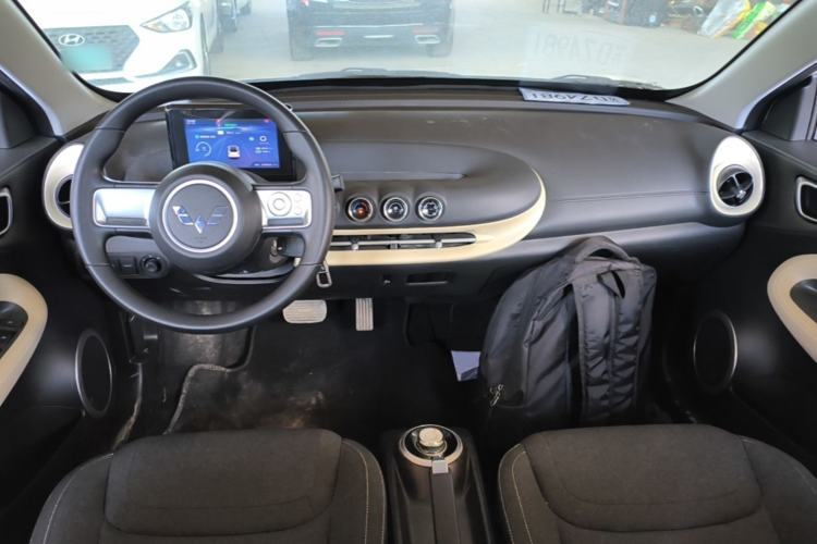 Used Wuling Bingo 2023 203km Light Edition Center Console