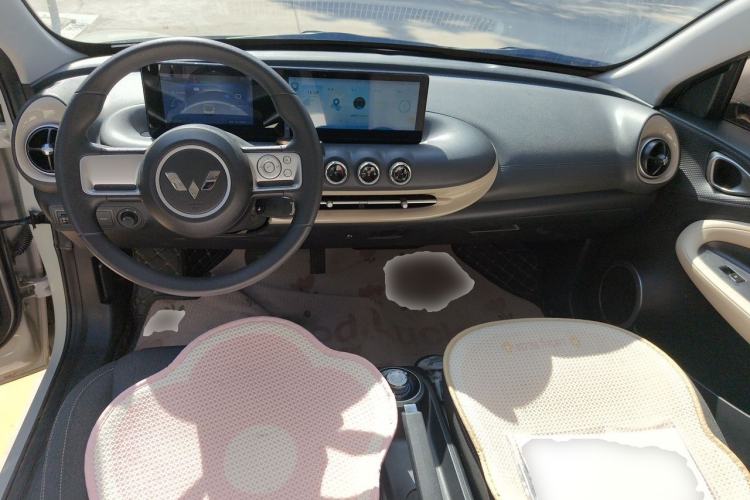 Used Wuling Bingo 2023 203km Light Edition Center Console