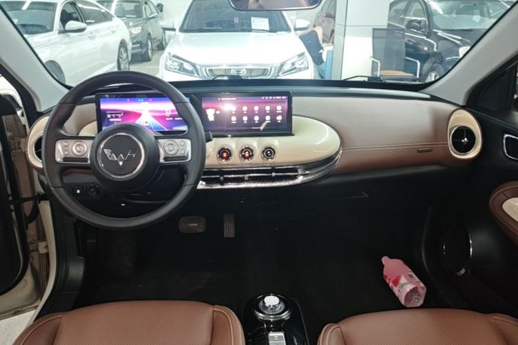 Used Wuling Bingo 2023 333 km Lingxi Connected Version Center Console