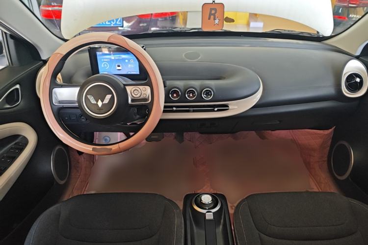 Used Wuling Bingo 2023 203km Light Edition Center Console