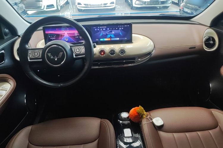 Used Wuling Bingo 2023 333 km Lingxi Connected+ Version Center Console