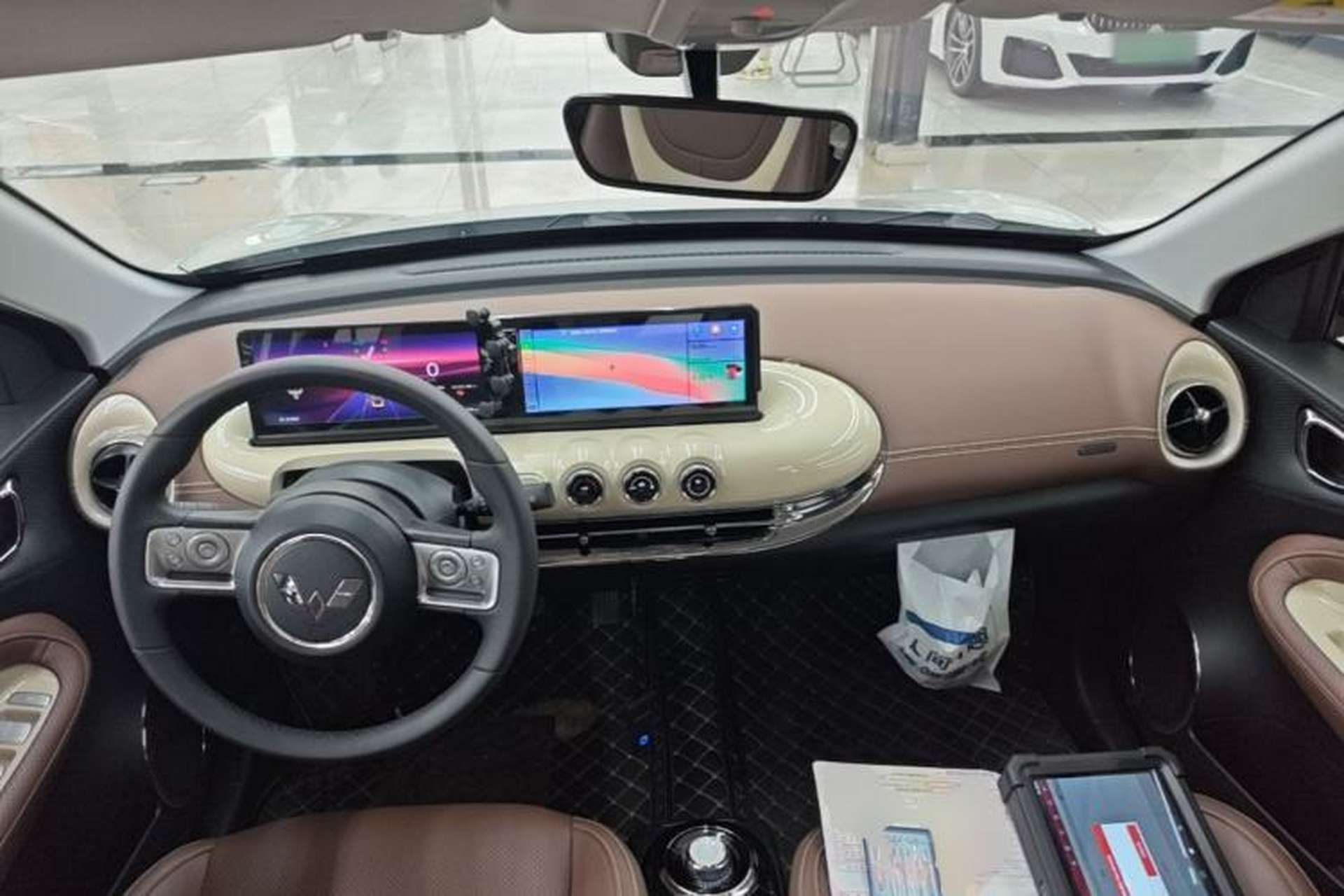 Used Wuling Bingo 2023 333 km Lingxi Connected+ Version Center Console