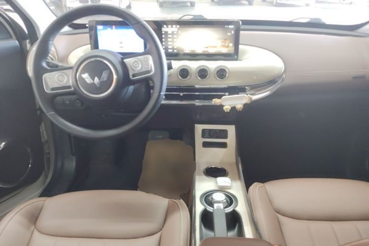Used Wuling Bingo 2023 203km Comfort Edition Center Console