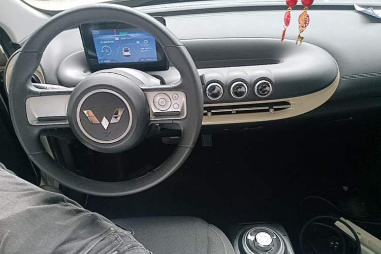 Used Wuling Bingo 2023 203km Light Edition Center Console