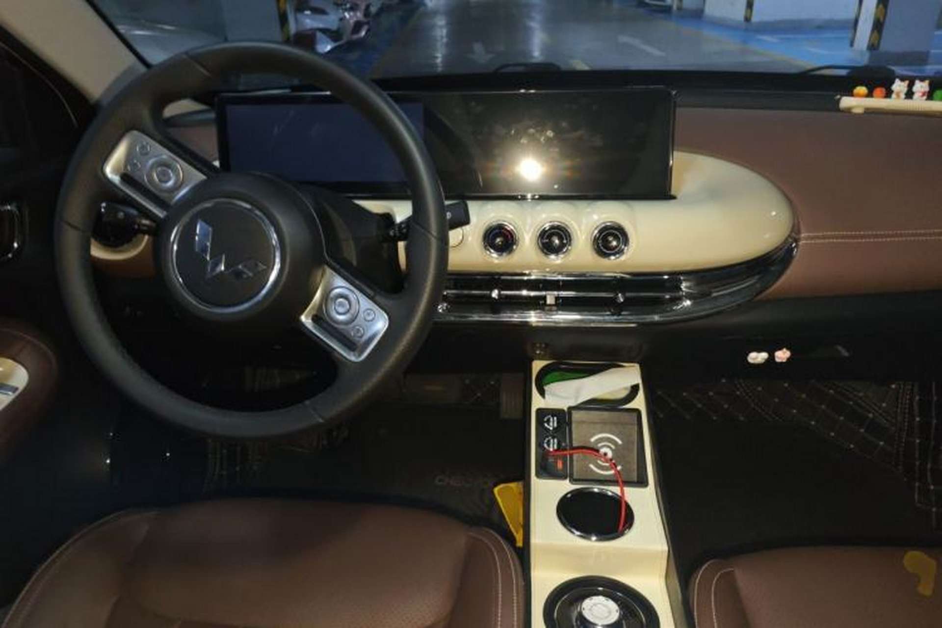 Used Wuling Bingo 2023 333 km Lingxi Connected Version Center Console