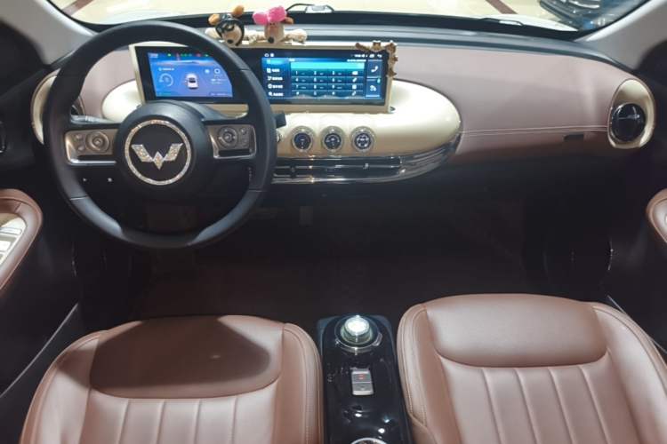 Used Wuling Bingo 2023 333 km Fast-Share Version Center Console