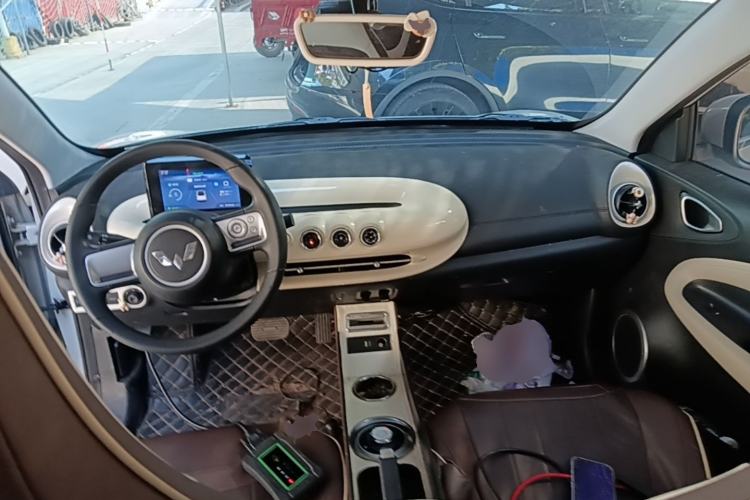 Used Wuling Bingo 2023 203km Light Edition Center Console