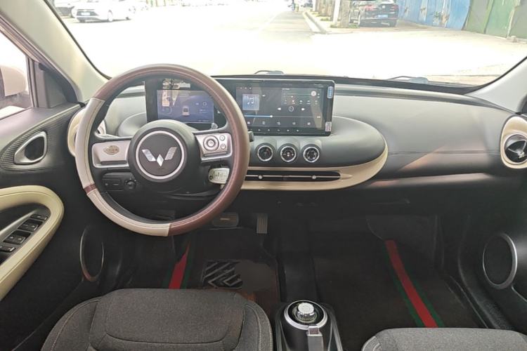 Used Wuling Bingo 2023 203km Light Edition Center Console