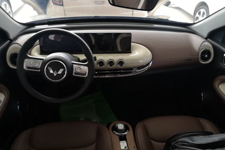 Used Wuling Bingo 2023 333 km Lingxi Connected+ Version Center Console