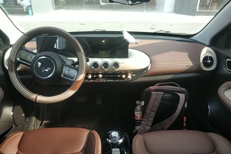 Used Wuling Bingo 2023 333 km Lingxi Connected Version Center Console