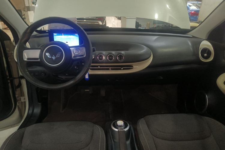 Used Wuling Bingo 2023 203km Light Edition Center Console