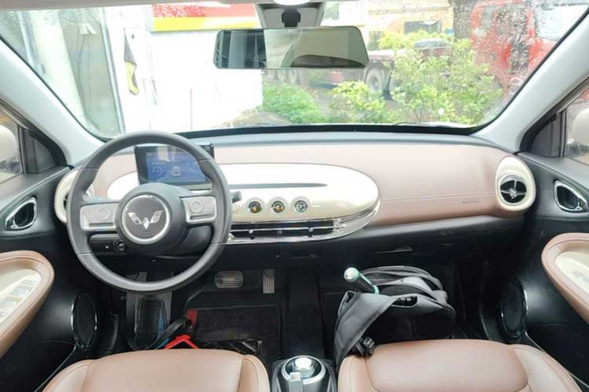 Used Wuling Bingo 2023 203km Comfort Edition Center Console