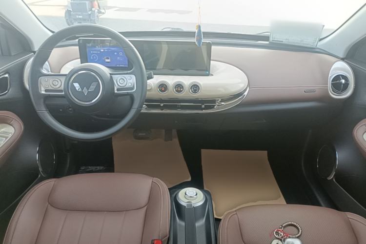 Used Wuling Bingo 2023 203km Comfort Edition Center Console