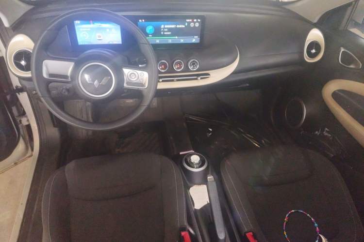 Used Wuling Bingo 2023 203km Light Edition Center Console