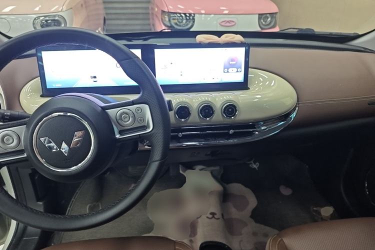 Used Wuling Bingo 2023 333 km Lingxi Connected+ Version Center Console
