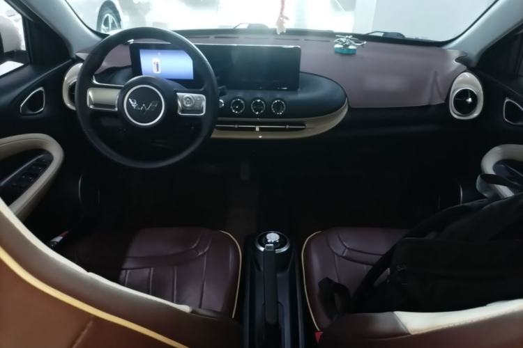 Used Wuling Bingo 2023 333 km Fast-Share Version Center Console