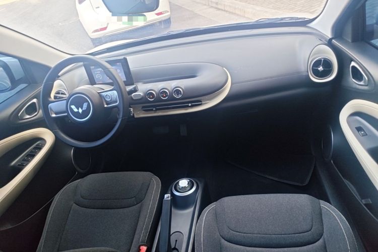 Used Wuling Bingo 2023 203km Light Edition Center Console