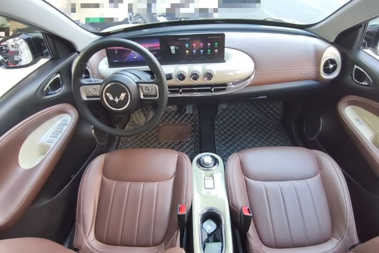 Used Wuling Bingo 2023 410 km Lingxi Deluxe Edition Center Console