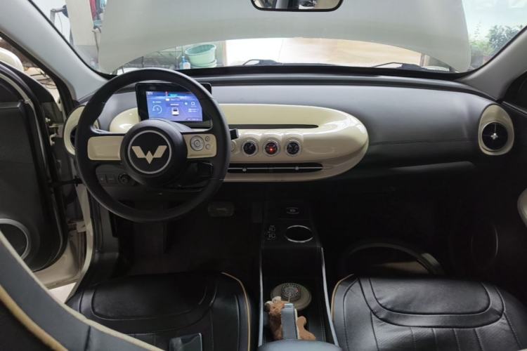 Used Wuling Bingo 2023 203km Light Edition Center Console