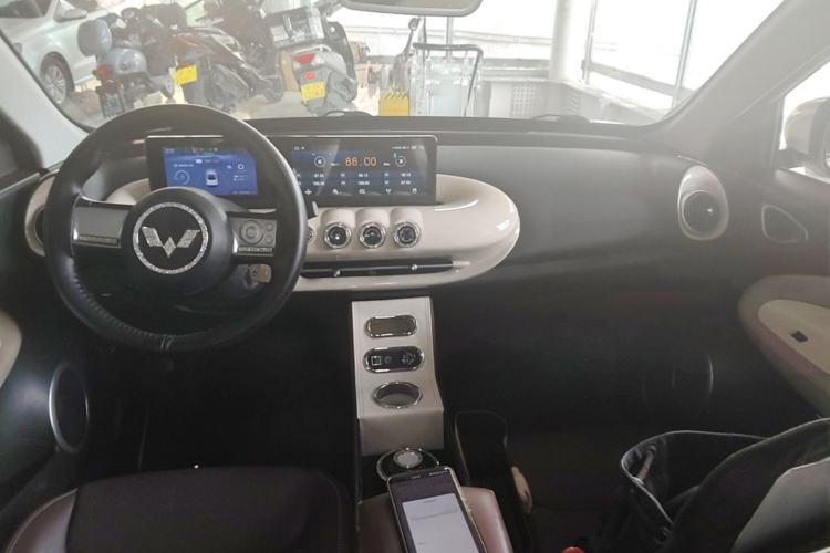 Used Wuling Bingo 2023 203km Light Edition Center Console