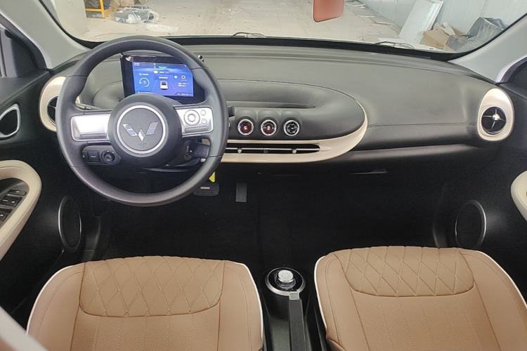 Used Wuling Bingo 2023 203km Light Edition Center Console