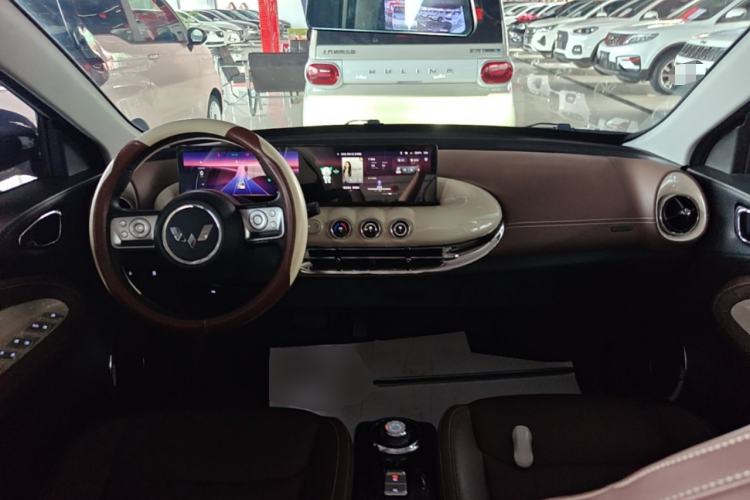 Used Wuling Bingo 2023 333 km Lingxi Connected+ Version Center Console