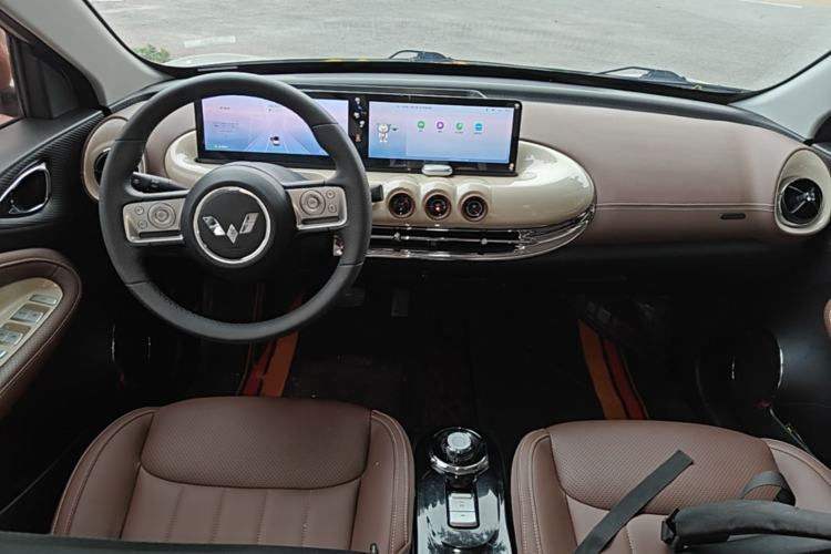 Used Wuling Bingo 2023 333 km Lingxi Connected Version Center Console