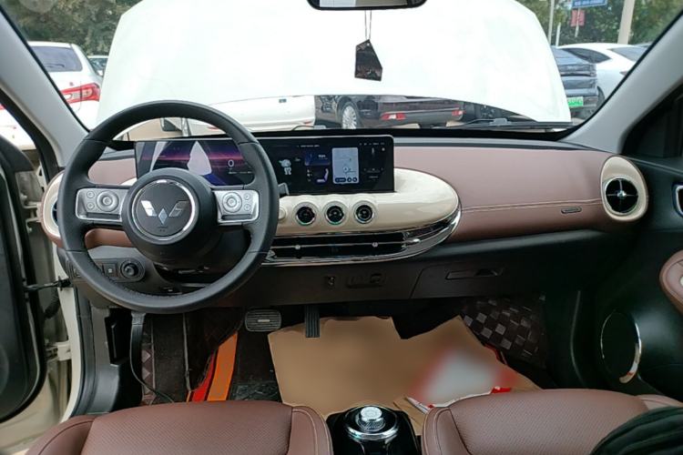 Used Wuling Bingo 2023 333 km Lingxi Connected+ Version Center Console