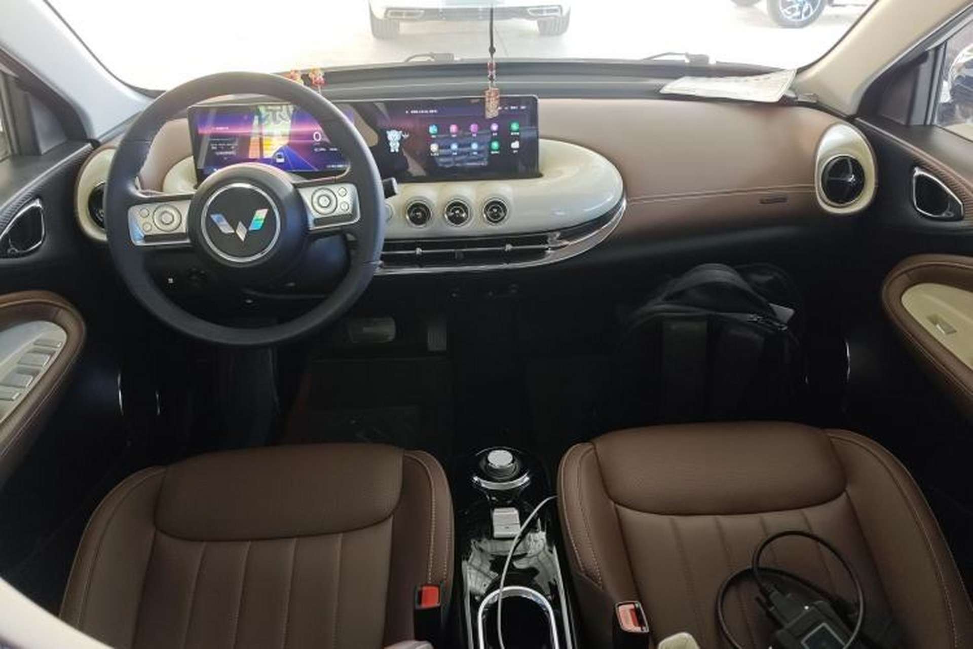 Used Wuling Bingo 2023 333 km Lingxi Connected+ Version Center Console